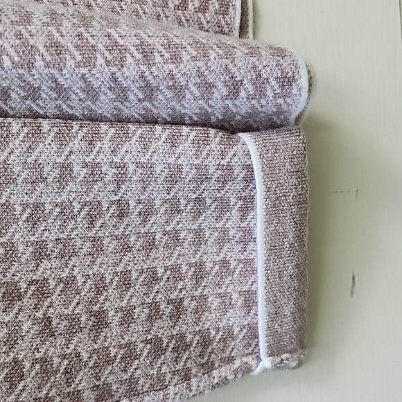 Tahari EUC Large Houndstooth Mock Neck Sweater Tan White Long Sleeve - Picture 6 of 10